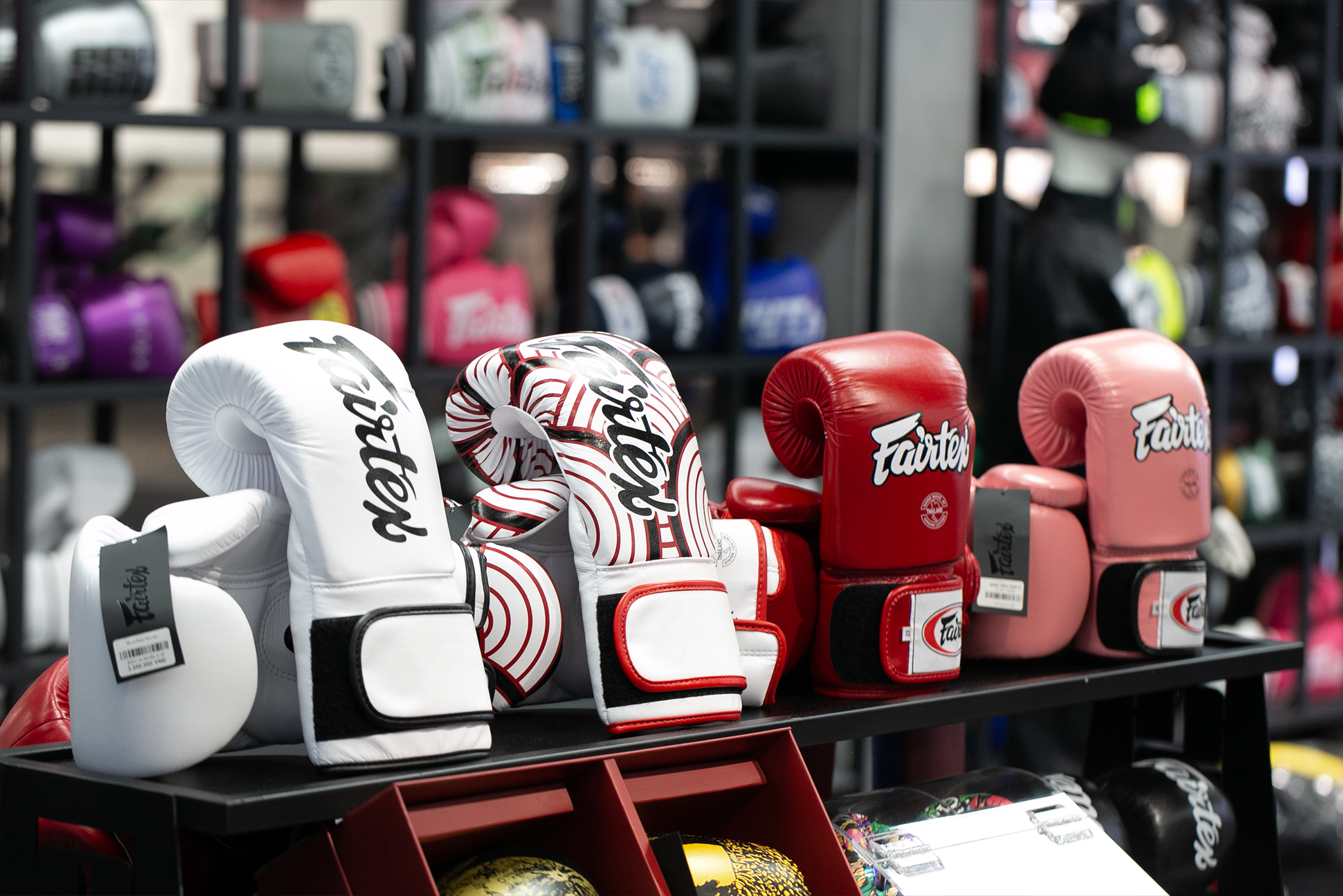 How to Choose the Best Fairtex Boxing Gloves for Muay Thai and Training
