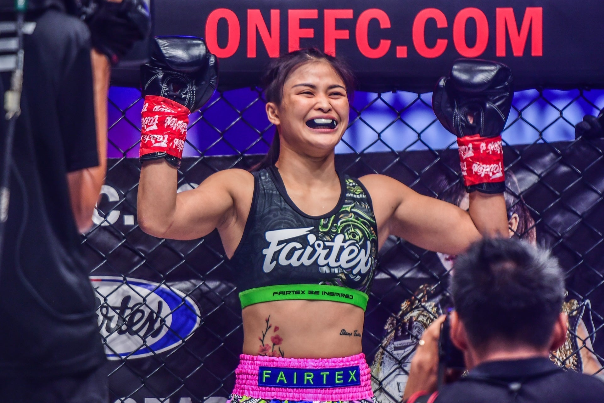 Stamp Fairtex — combattante de Muay Thai et MMA