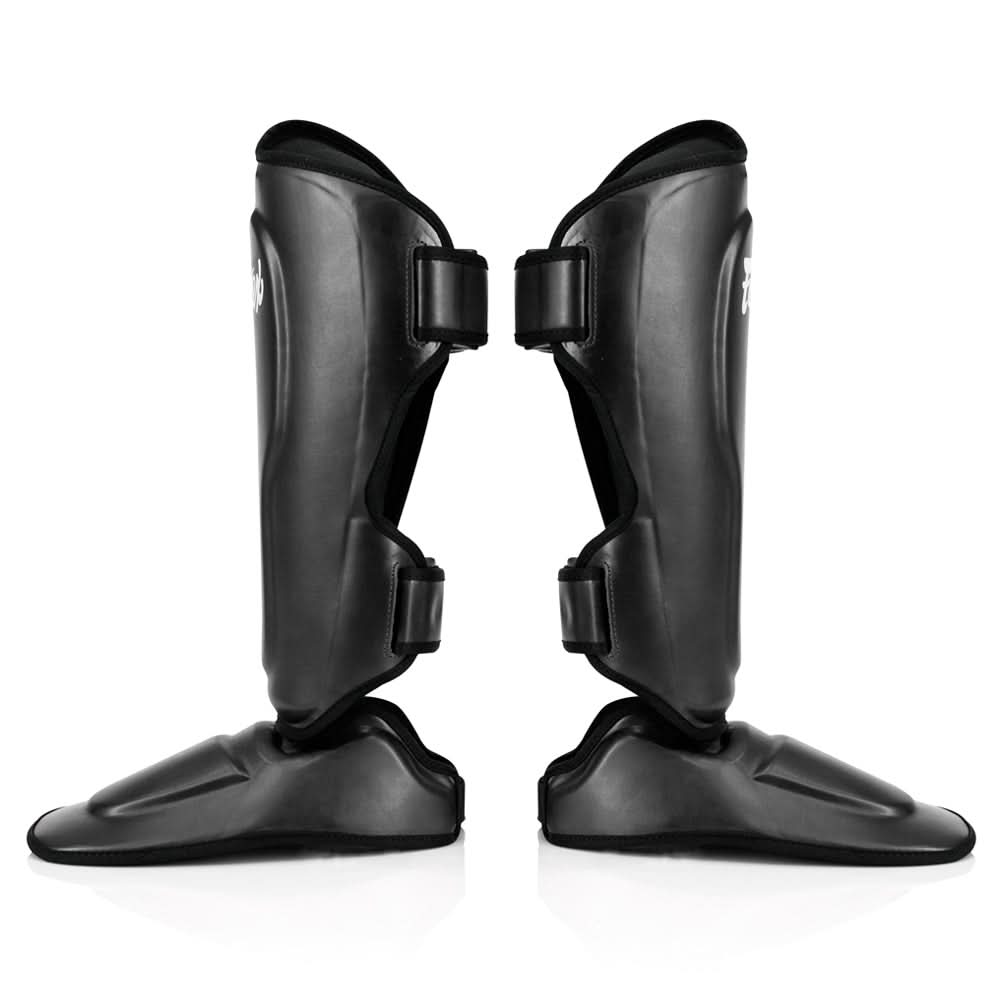 Fairtex Ultra Ergo Shin Pad SP9