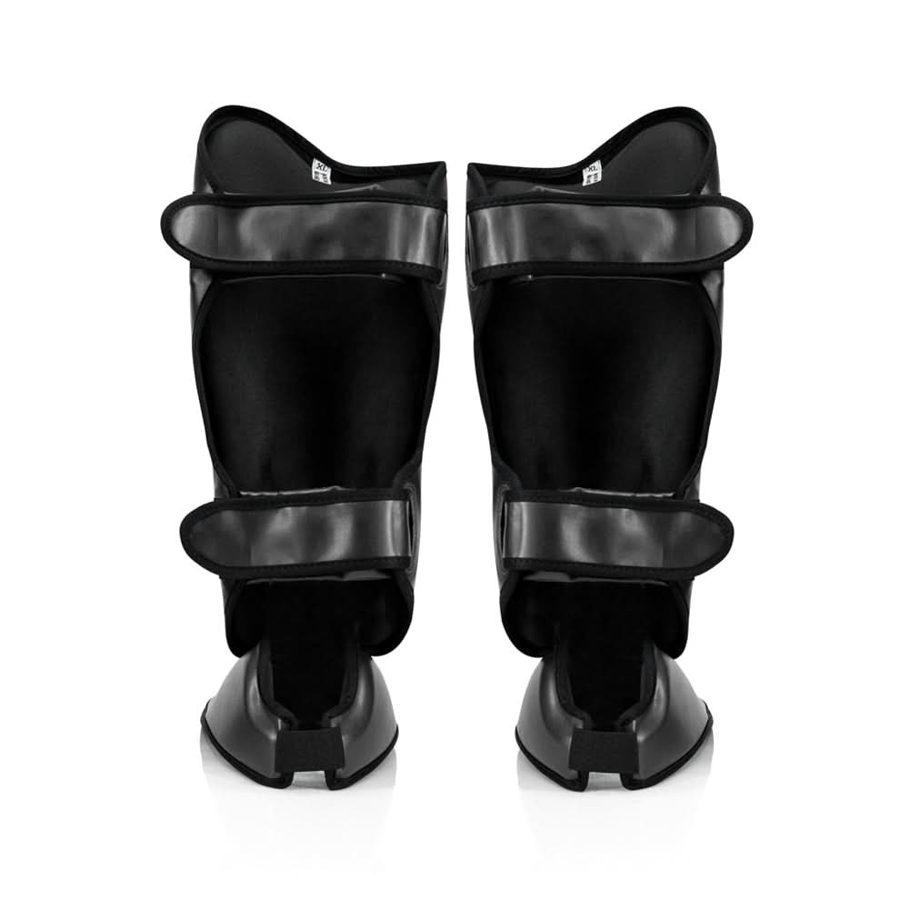 Fairtex Ultra Ergo Shin Pad SP9